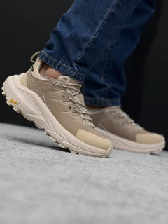 کفش Hoka کرمی ضدآب اورجینال وارداتی