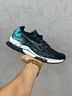 کفش مدل asics مشکی سبز اورجینال وارداتی