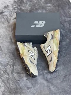کفش مدل New Balance 9060 کرم زیره مشکی اورجینال وارداتی ویتنام مستر
